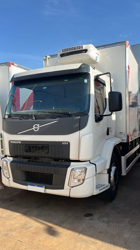 Volvo Vm 330 6x2 2022 Chassis Ñ Vw 24280