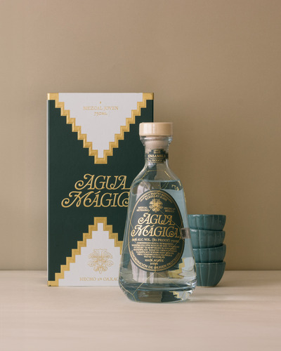 Mezcal Agua Mágica Ensamble, 100% Agave, Con Caja De Regalo