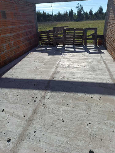 Vendo Lindo Campo De 5 Has Con Casa A Terminar, Muy Buena Construcción A 30 Km De Montevideo Posible Financiación, Ose, Consulte