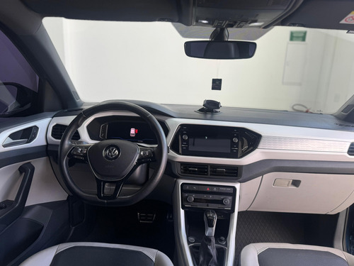 Volkswagen T-Cross 1.4 250 TSI TOTAL FLEX HIGHLINE AUTOMÁTICO