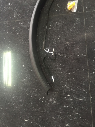 Platina Borde Rueda Delantera Izquierda Ecosport 03-08