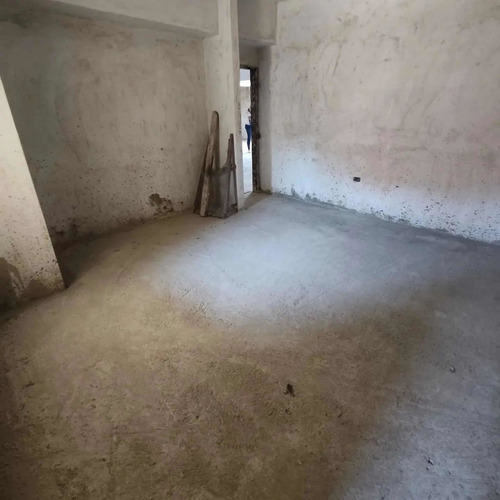 Apartamento En Ventas Urb. San Isidro Maracay