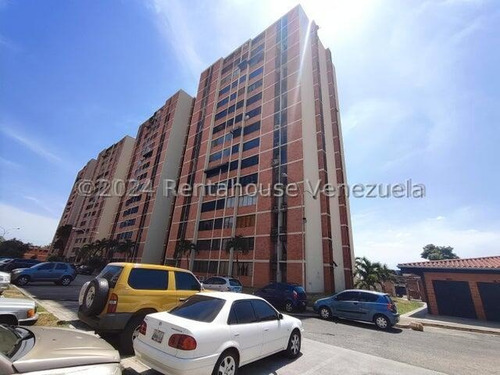 Apartamento En Venta En Urbanizacion Bosque Alto En Maracay 24-22704 Yjs