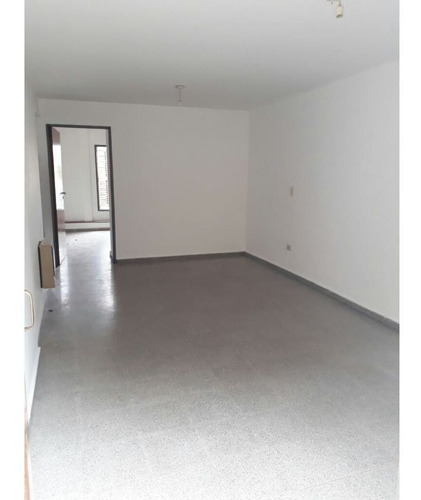 Imagen 4 de 8 de Departamento 1 Dormiorio C/ Cochera. Crisol Norte,