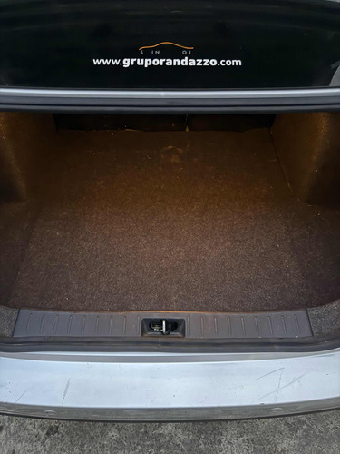Nissan Sentra 2.0 Advance Cvt