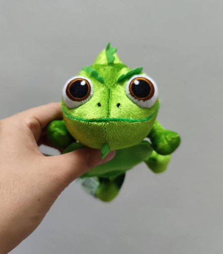 Pascal/ Mascota De Rapunzel/peluche/ Cojin Suavecito Verde