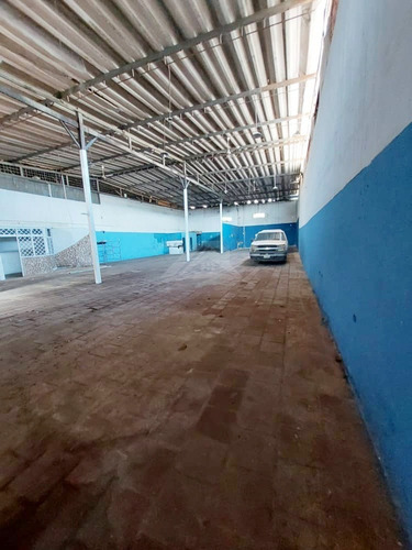 Imagen 3 de 10 de Galpón En Venta