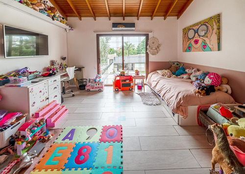 Venta Casa 5 Ambientes En Carapachay Con Pileta Apto Crédito