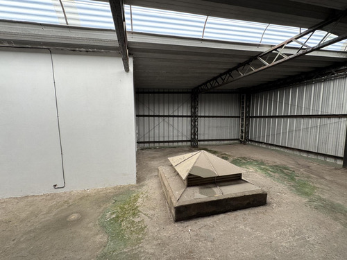Galpón En Alquiler - 500m2 - Avellaneda