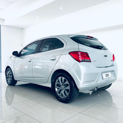 Chevrolet Onix 1.4 Black Edition 1.4
