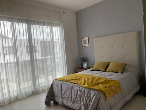 Casa En Venta En El Condado Querétaro Con Vista Al Área Verde