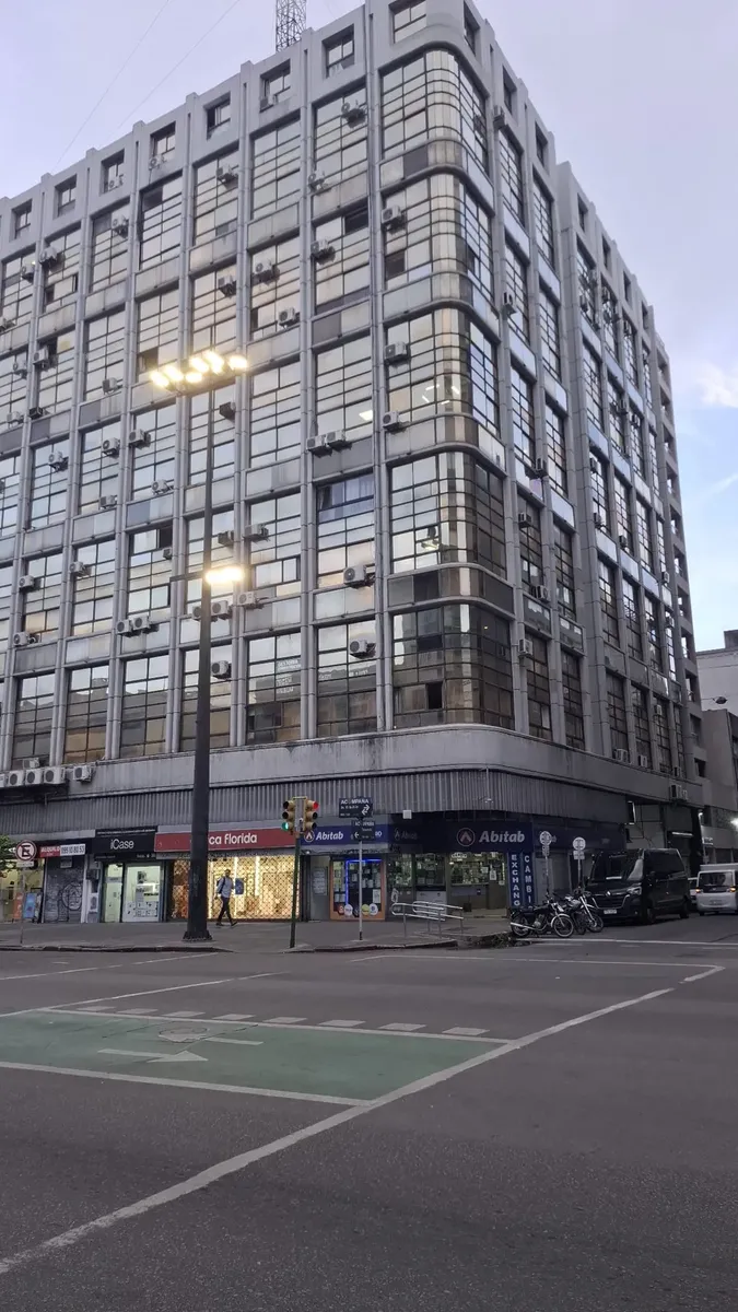 Alquilo Impecable Monoambiente Con Recibidor En Cordón A Metros De 18 De Julio. Inmobiliaria · Foto 5