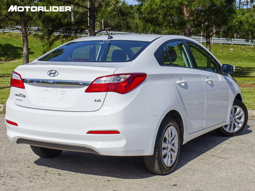Imagen 5 de 25 de Hyundai Hb20s Comfort Extra Full 1.6 | Permuta / Financia