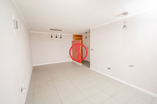 Se Vende Departamento Con Vista Al Mar, Costanera Huayquique