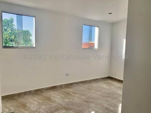 Imagen 8 de 8 de Hermoso Townhouse A Estrenar En Puerta Maraven. Punto Fijo