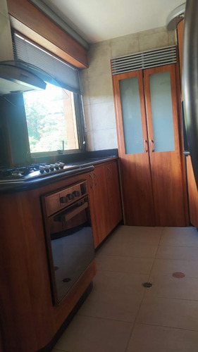 Venta De Apartamento En Res Los Samanes, Mcpio Baruta, Caracas Mdf
