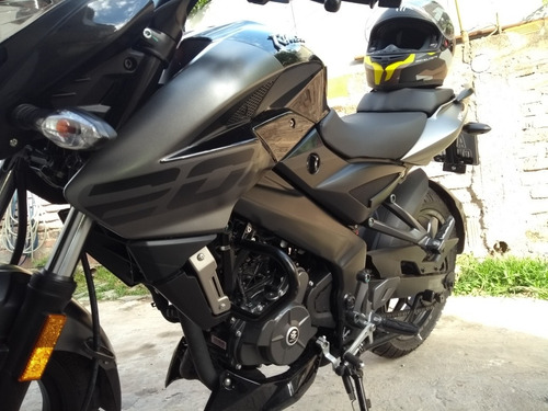 Bajaj Ns