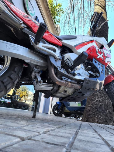 Imagen 3 de 4 de Cagiva Elefant