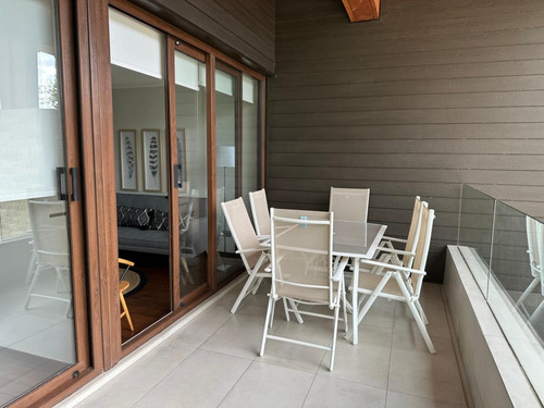 Departamento En Exclusivo Condominio Parque Pinares, Pucón