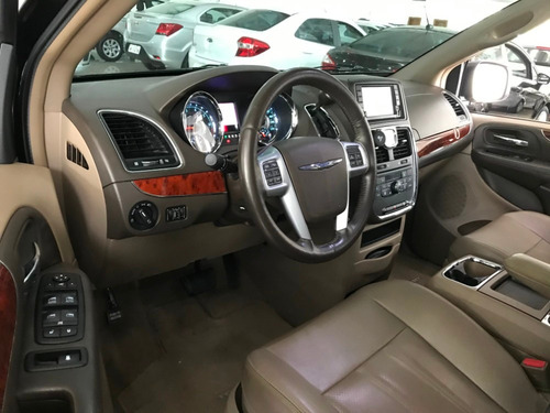 Chrysler Town & Country 3.6 V6