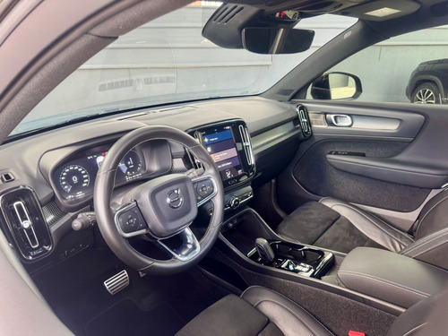 Volvo XC40 40 T-5 HÍBRIDO R-DESIGN 1.5 262CV FWD