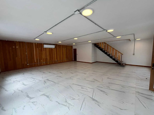 Gran Local En Arriendo En Puerto Varas (160011)