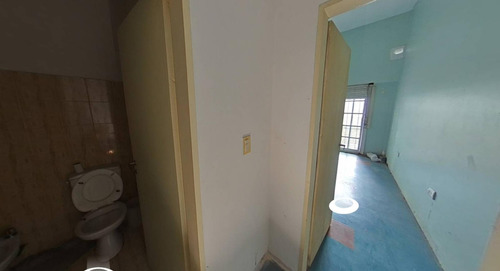 Imagen 12 de 22 de Local 4 Amb 75 M2 (posible Vivienda) C/ Depósito Y Patio