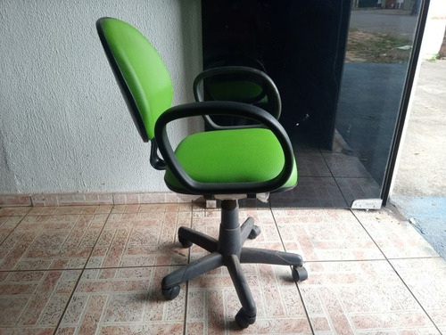 Imagem 4 de 6 de Cadeira Giratória Diretor