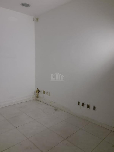 Imagem 18 de 27 de Casa, 5 Quartos Qrts Para Para Aluguel, Com 283,68 M², No Santa Lúcia,vitória. - 933