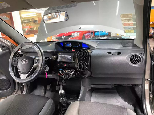 Toyota Etios 1.5 Xls