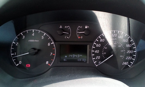 Imagen 10 de 15 de Nissan Sentra 2016 1.8 Sense Mt