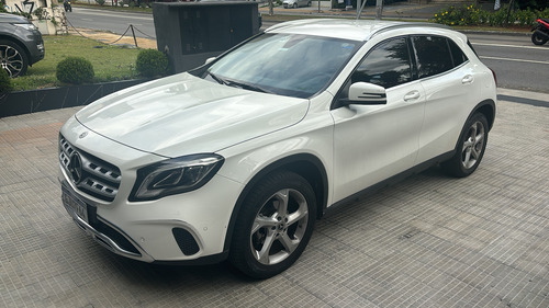 Mercedes-Benz Classe GLA 1.6 Enduro Turbo Flex 5p