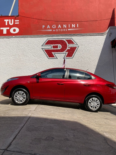 Imagen 4 de 14 de Toyota Yaris Sedan Core Mt, Mod. 2020, Color Rojo