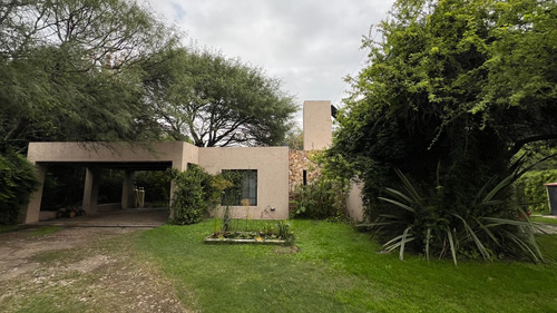 En Venta Casa + 2 Dormis - Villa De Las Rosas - Cordoba