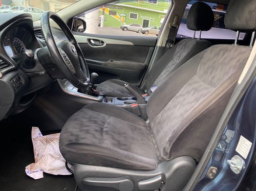 Imagem 7 de 10 de Nissan Sentra 2.0 S 16v 2016