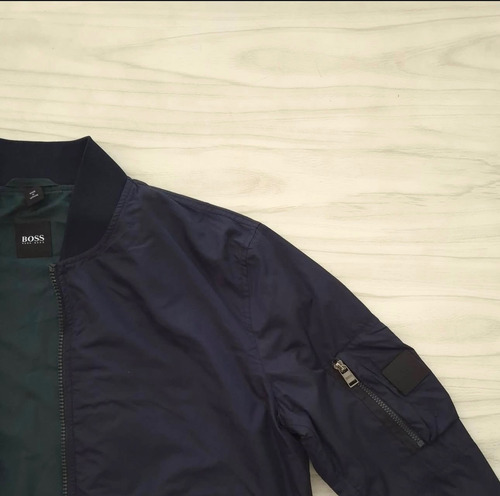 Chamarra Bomber Hugo Boss Talla G Slim Fit De Hombre (Usado)