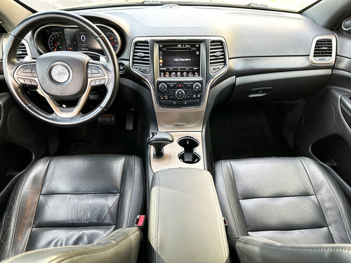 Jeep Grand Cherokee 3.6 LAREDO 4X4 V6 24V