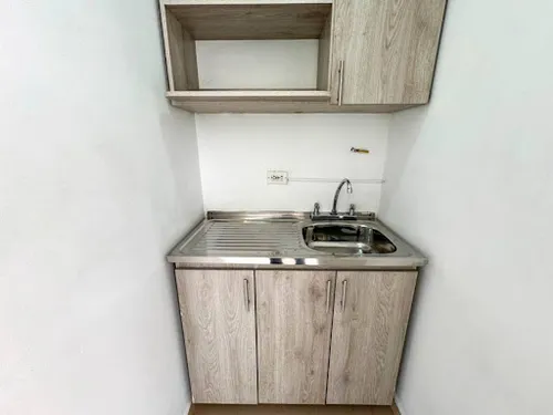 Oficinas En Arriendo Laureles 643-7057