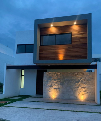Imagen 1 de 18 de Hermosa Casa En Venta Cañadas Del Arroyo