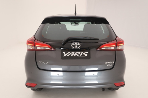 Imagen 4 de 16 de Toyota Yaris 5p 1.5 Xls Cvt