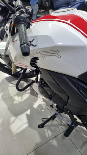 Tvs Rtr 200 4v Naked Carburada Prendario 0 Porciento!!