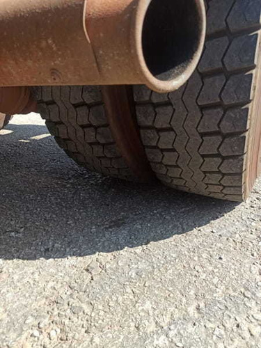 Imagem 11 de 15 de Volvo Vm 330 4x2 2017