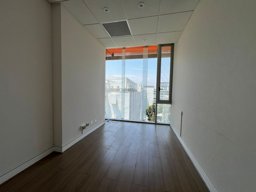 Oficina En Arriendo