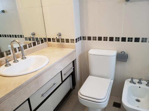 Alquiler Y Venta Apartamento 3 Dormitorios Y Dependencia Punta Del Este