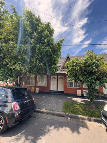 Venta Duplex En Ramos Mejia Con Patio