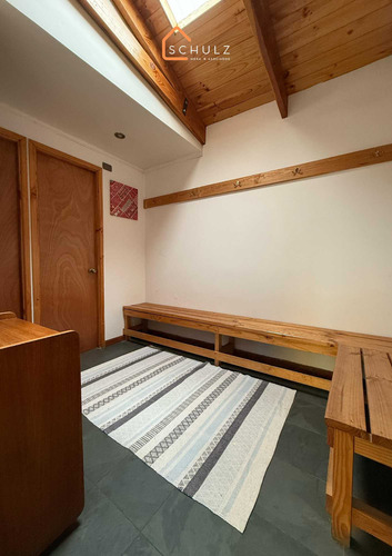 Casa Con Dojo En Sector Sur Poniente (94136)
