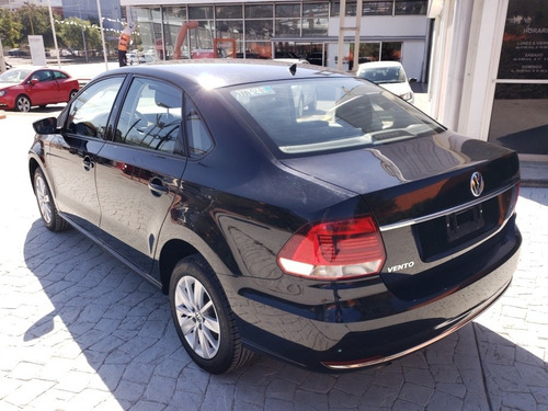 Volkswagen Vento 1.6 Confortline At