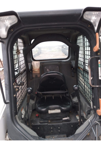 Minicargadora Bobcat S750