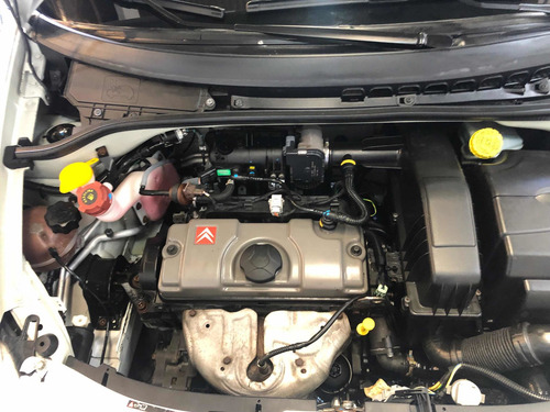 Imagem 4 de 8 de Citroën C3 2008 1.4 8v Glx Flex 5p