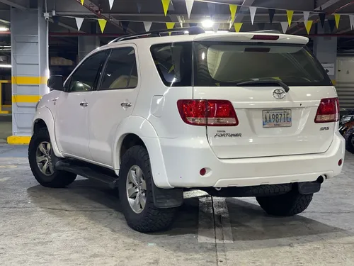 Toyota Fortuner 2008